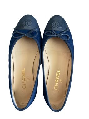 CHANEL  Navy Fabric Cap-Toe Leather Ballerina Flats with Bow